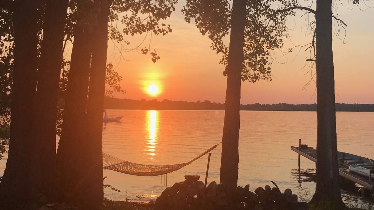 South Hero House | Cozy lakefront home with expansive views 25 minutes from Burlington