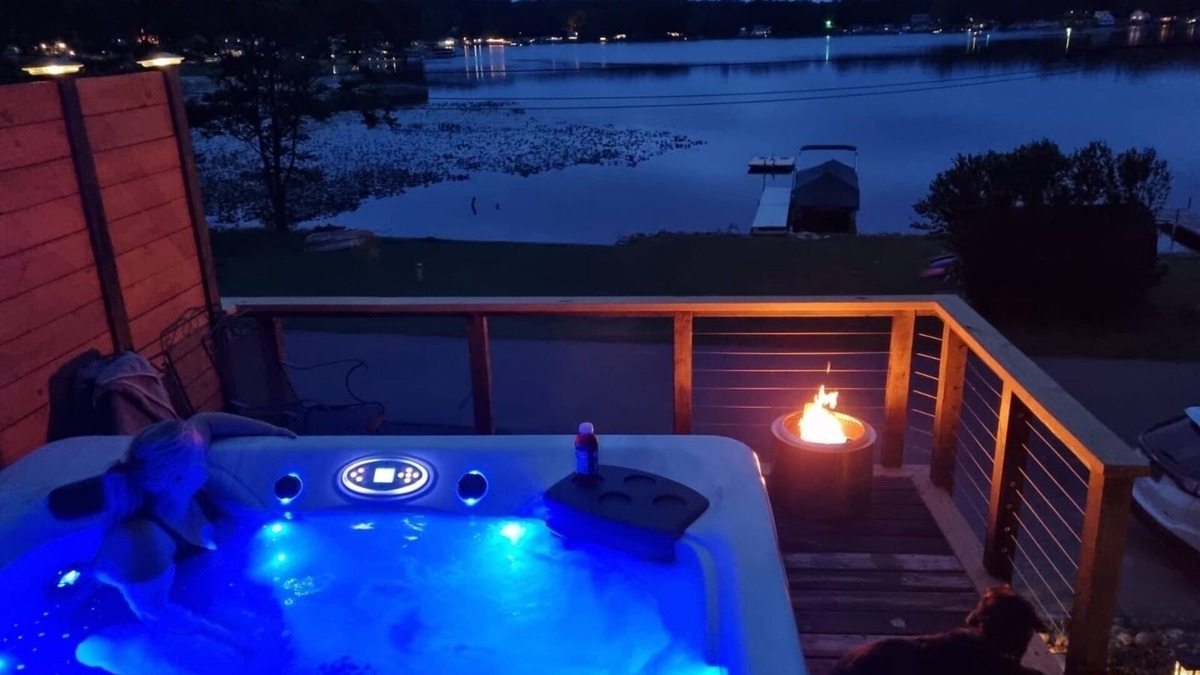 Three Rivers Cottage | Cozy lakeside home in Three Rivers, great for an outdoorsy bunch!