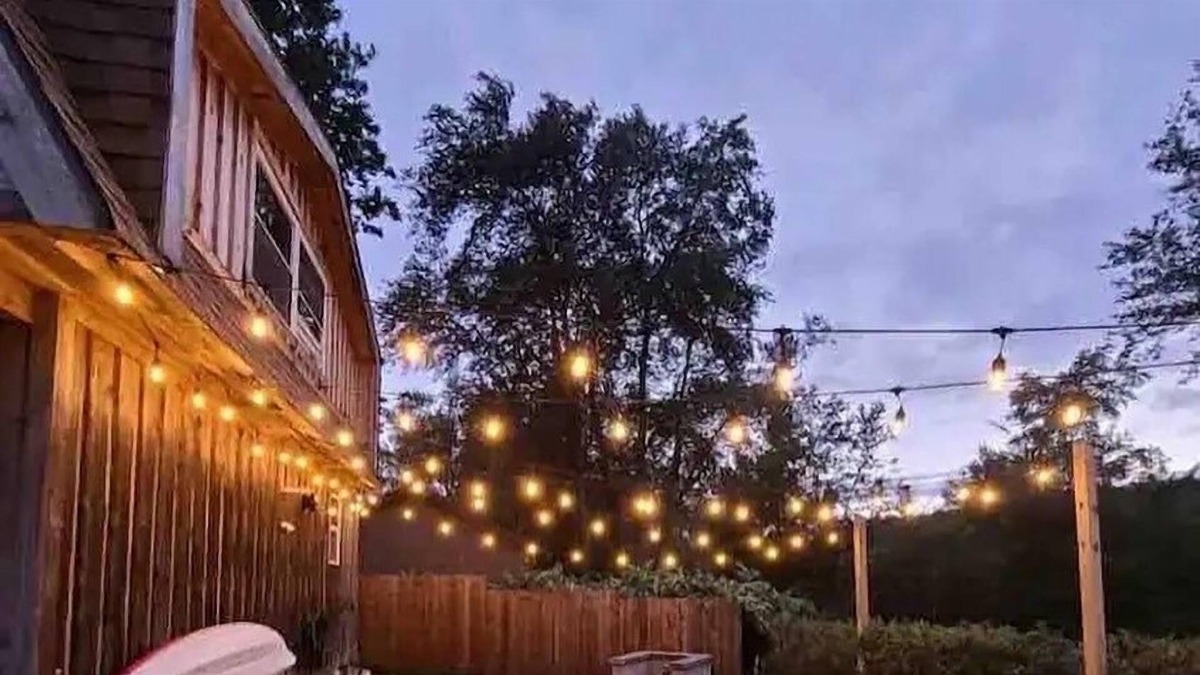 Shawanese Apartment | Cozy loft apartment at Harvey’s Lake