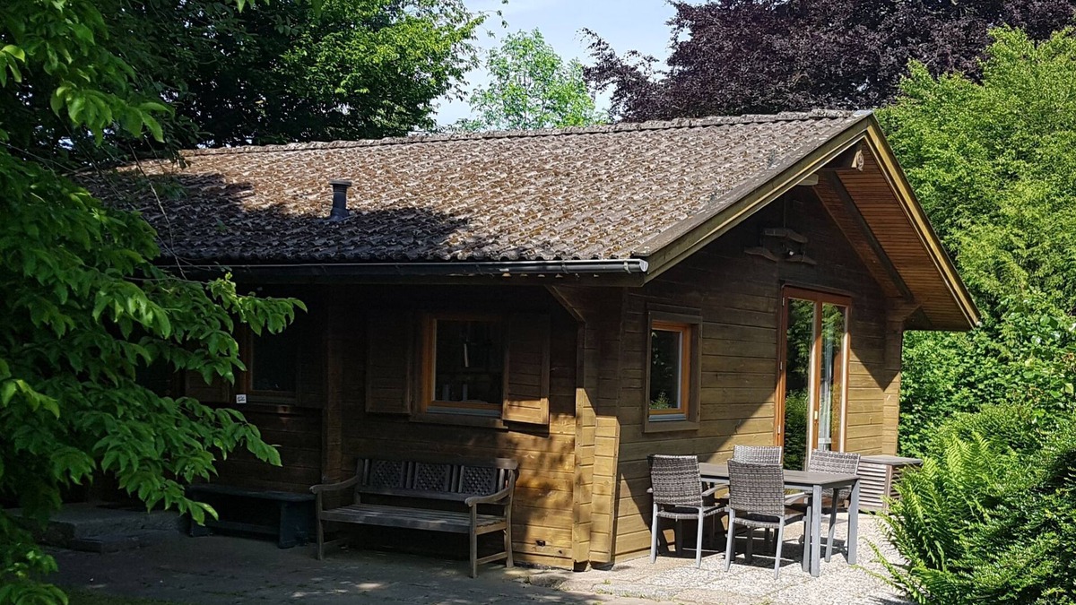 Steinberg House | Cozy log cabin on a historic three-sided farm - Ferienhaus Ströh