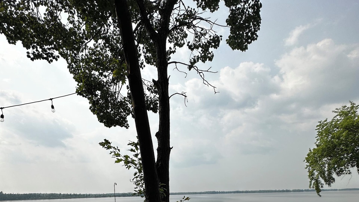 Ramara Cottage | Cozy log cottage on the water with private dock.