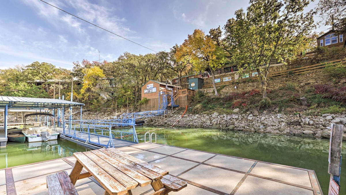 Chico Cabin | Cozy 'Lonestar Cabin' w/ Community Amenities!