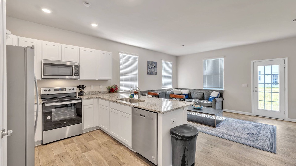 Luray House | Cozy Luray Townhome Getaway 3 Bedroom Townhouse by RedAwning