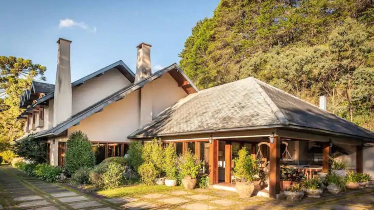 Loteamento Jardim Veu da Noiva House | Cozy mansion in Campos do Jordão