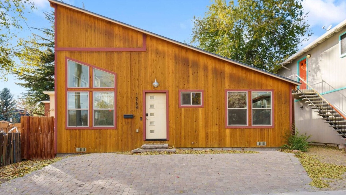 Old Southwest House | Cozy Midtown Cabin Walk To Downtown Pet Friendly