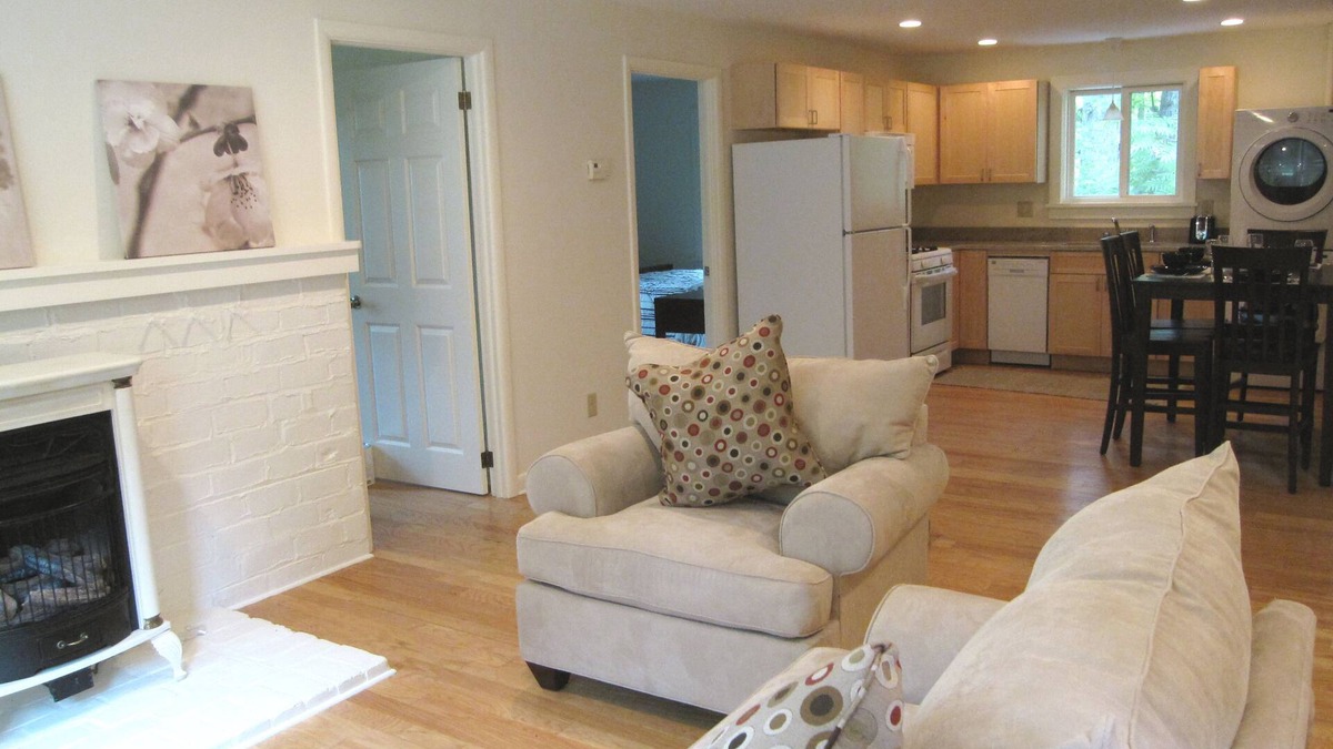West Stockbridge Condo | Cozy Modern Berkshires Rental (Mins from Lenox, Kripalu & Tanglewood)