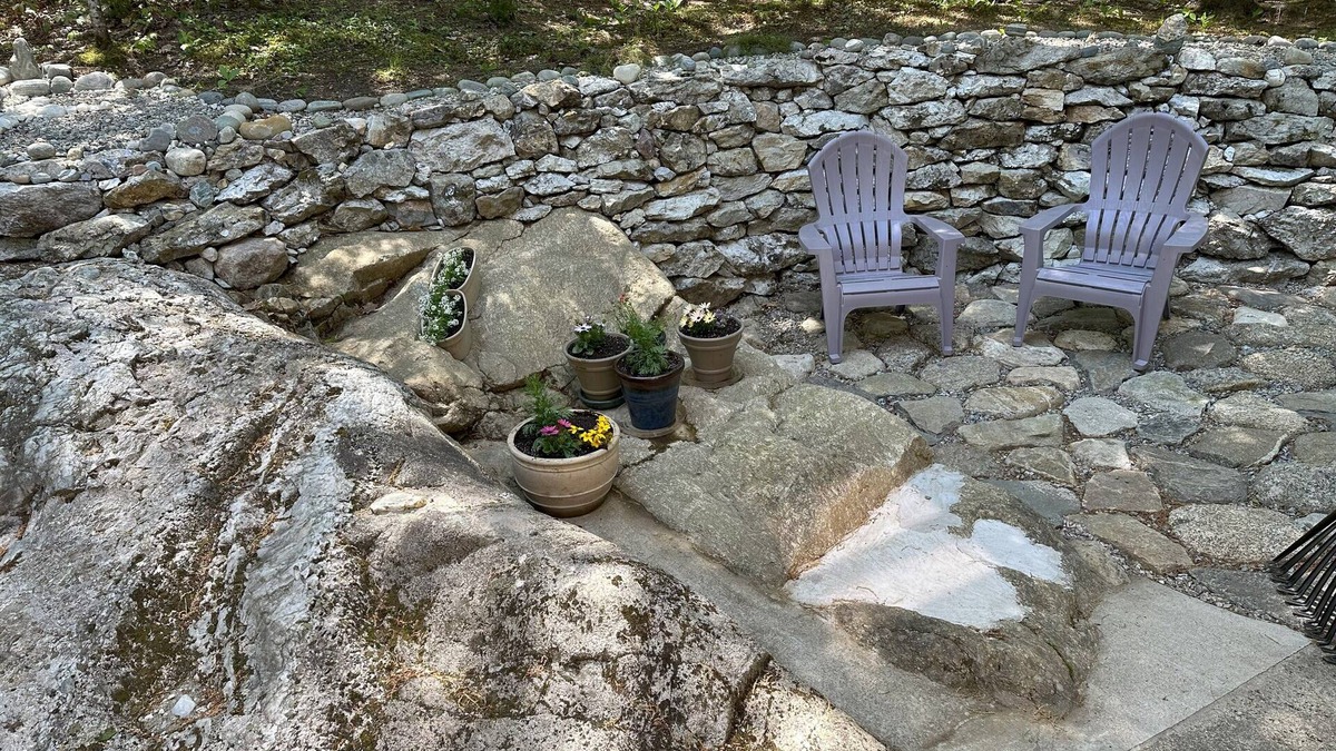 Wilmot Cabin | Cozy Modern Cabin on Sunapee Ragged Kearsarge Greenway Trail. Hikers & Artists!