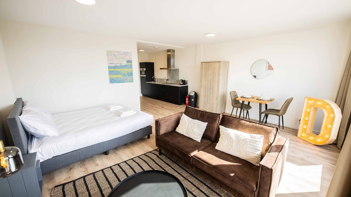 Rotterdam Apartment | Cozy Modern Studio PRH