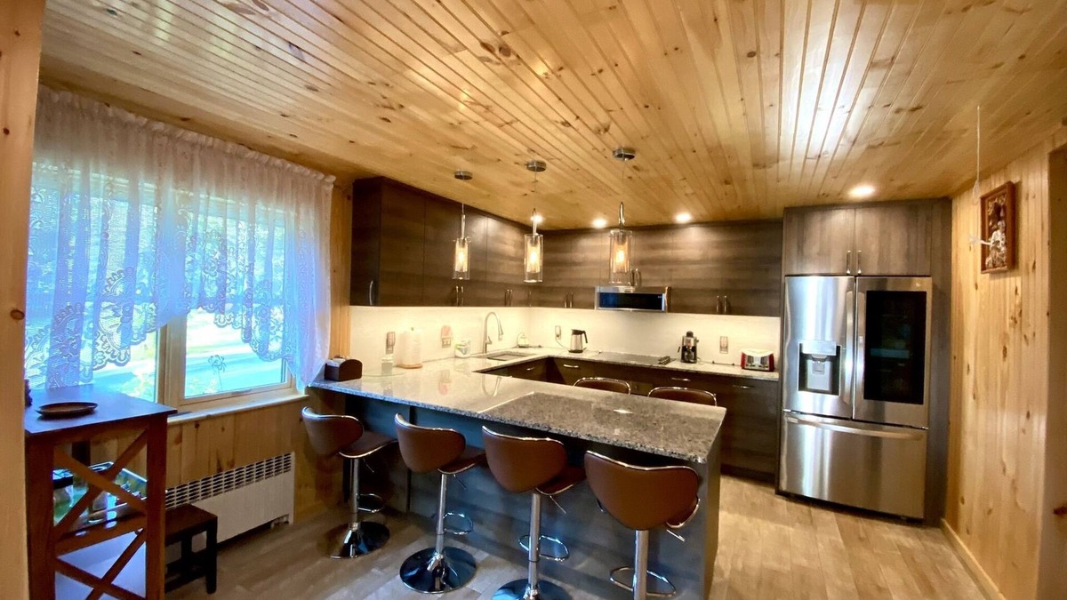 South Fallsburg House | Cozy Modern Updated House in Catskills