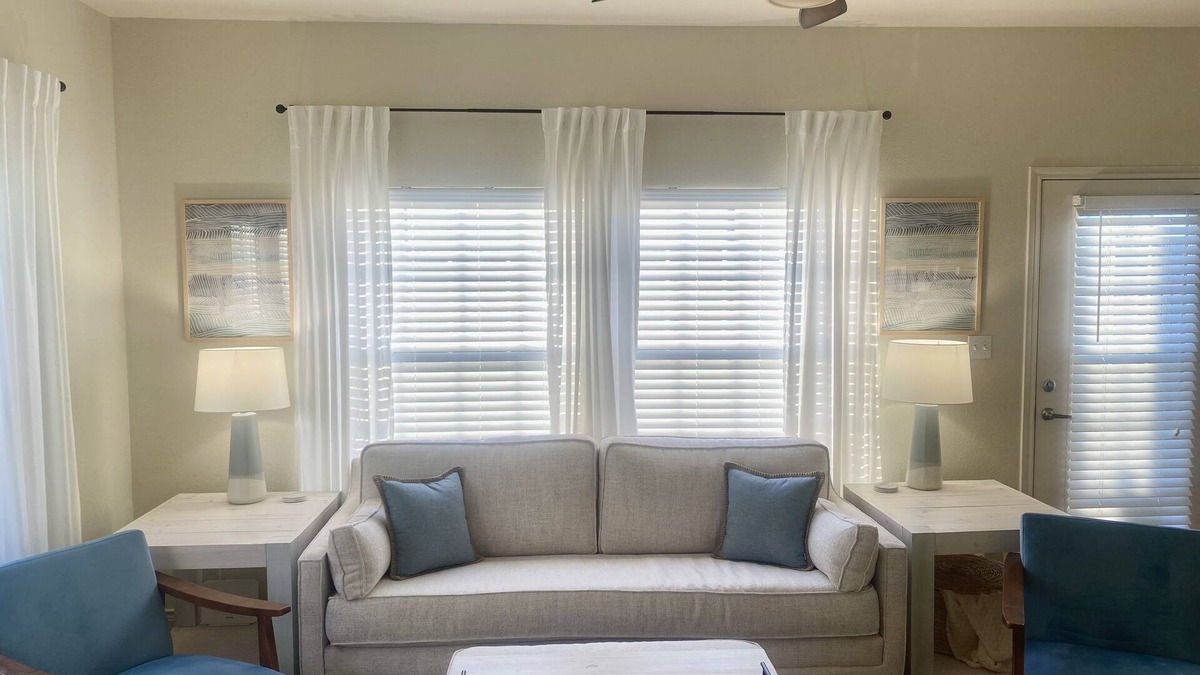 Afton House | Cozy Monkey Island Townhome - Pool - Gym - Walk To Marina/Lakeside Restaurant