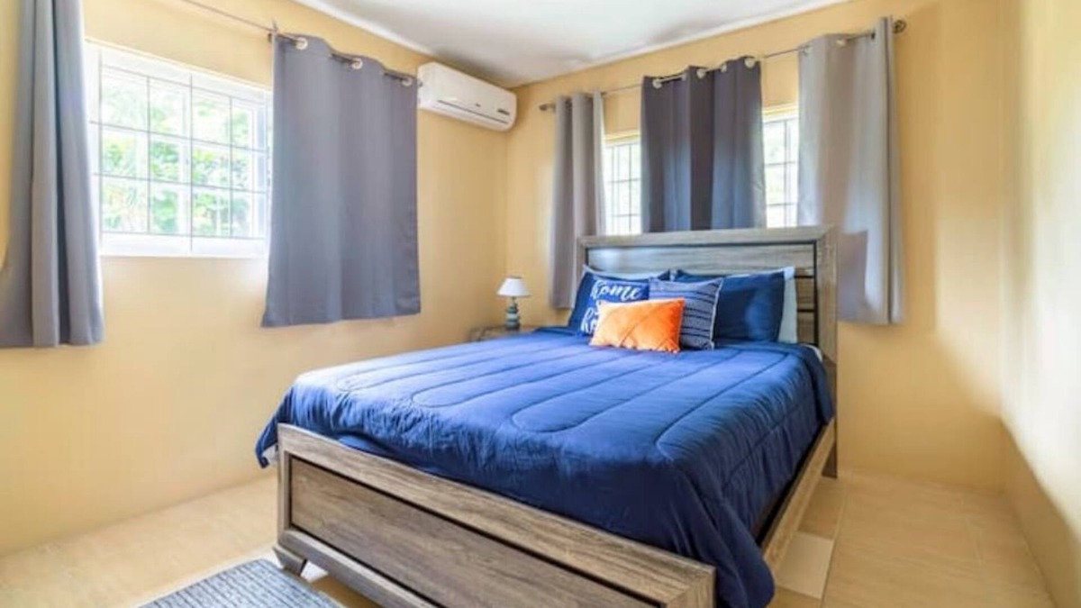 Havendale Condo | Cozy mountain and garden view home away from home. Great getaway spot.