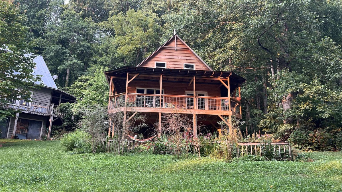 Sylva Cottage | Cozy Mountain Cottage, Brand New Build!