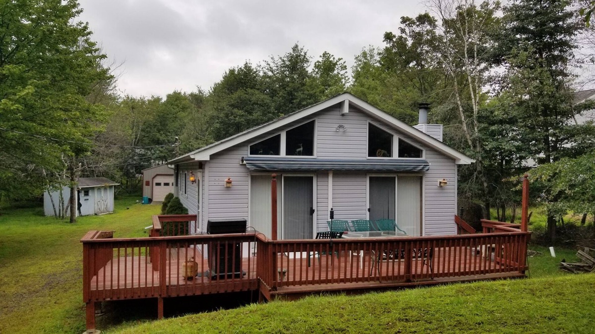 Albrightsville House | Cozy mountain get away