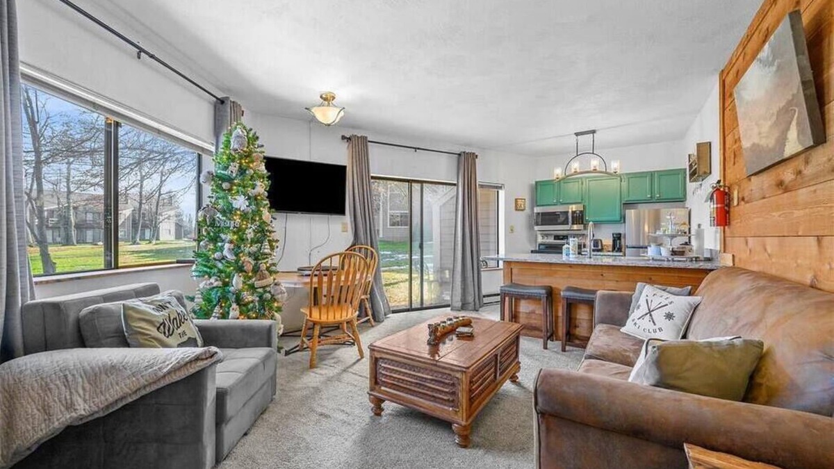 Hidden Valley Apartment | Cozy Mountain Retreat