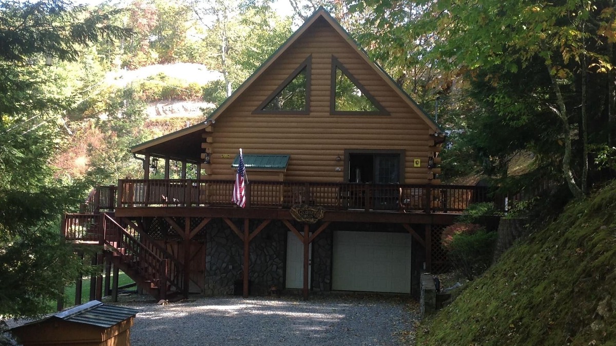 Cranberry Falls Cabin | Cozy mountain retreat overlooking long-range mountain views.