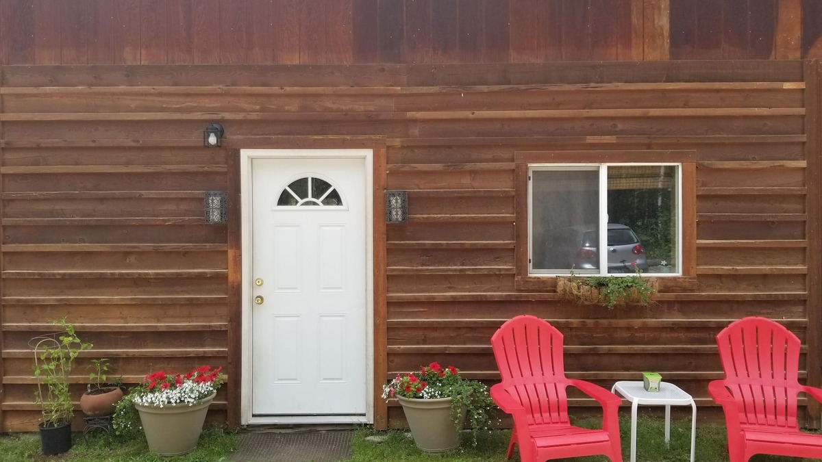 Coram Apartment | “Cozy Mountain Suites - #5 just 5 minutes from Glacier Park