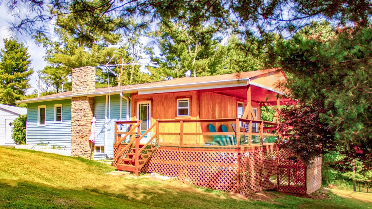 Fancy Gap Cottage | Cozy mountain view cottage off Blue Ridge parkway
