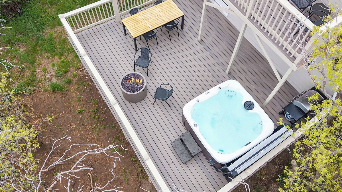 Midway Cabin | Cozy Mtn Cabin w/Views, Hot Tub & Firepit, Shuffleboard + Ski/Bike Locker