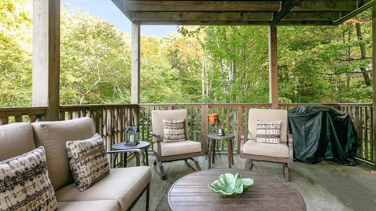 Mountain Air Condo | Cozy Mtn Retreat w/Hiking & Views - Pet Friendly!