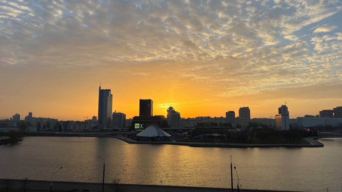 Minsk City Centre Apartment | Cozy new apartment with river view in the city centre