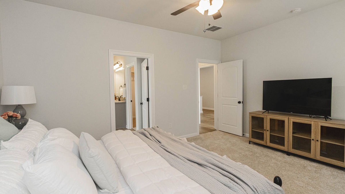 Milton House | Cozy NEW Home in the Heart of Lafayette!