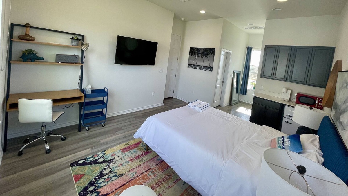 Austin Apartment | Cozy, new, private guest suite in southeast Austin