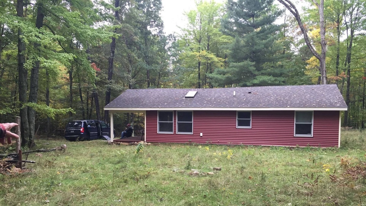 Chase Cabin | Cozy newer cabin located on 40 wooded acres