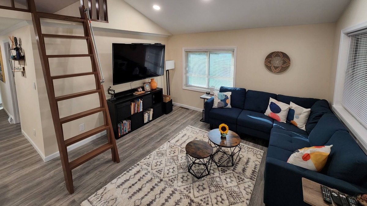 Swanton House | Cozy newly renovated house!