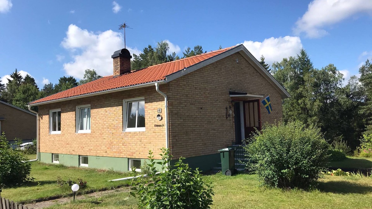 Alstermo House | Cozy, newly renovated cottage on a natural plot on the edge of the forest