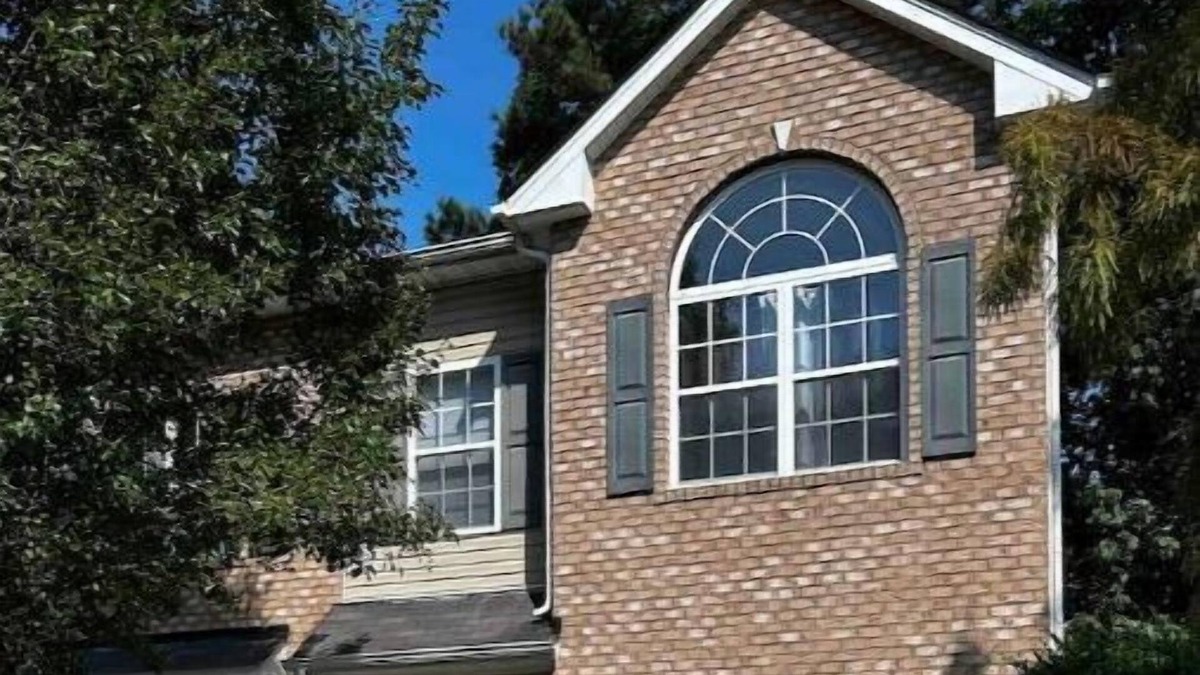 Reservoir House | Cozy Oasis-Newly Updated Spacious 4 Bedroom Condo!