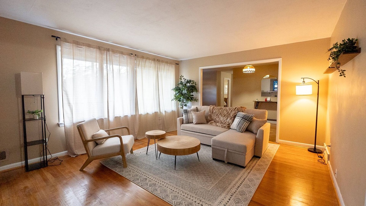 Bellemeade House | Cozy Oasis with 5Bed, Pool Table, Fire Pit, Lounge