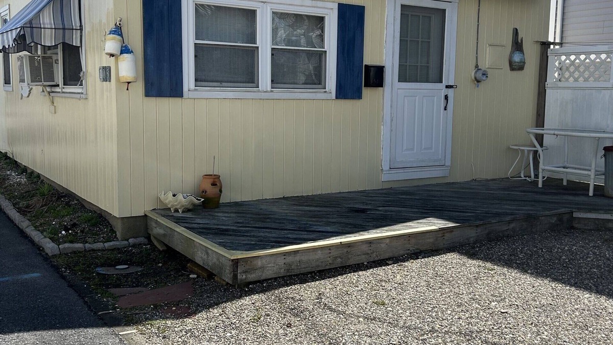 Ocean Beach I House | Cozy Ocean Beach Surf Club Unit 1 bungalow with vintage charm!