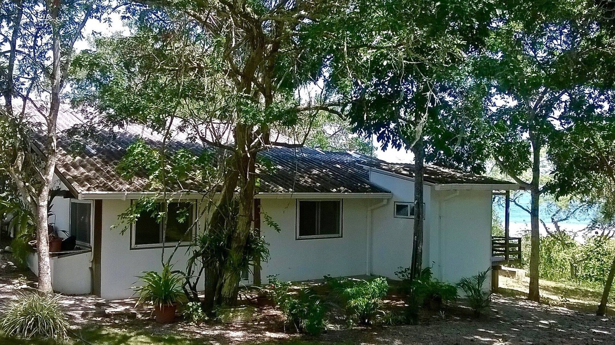 Comuna San Jose Cottage | Cozy Ocean View Cottage, in The Olon-Montanita area. Perfect for couples