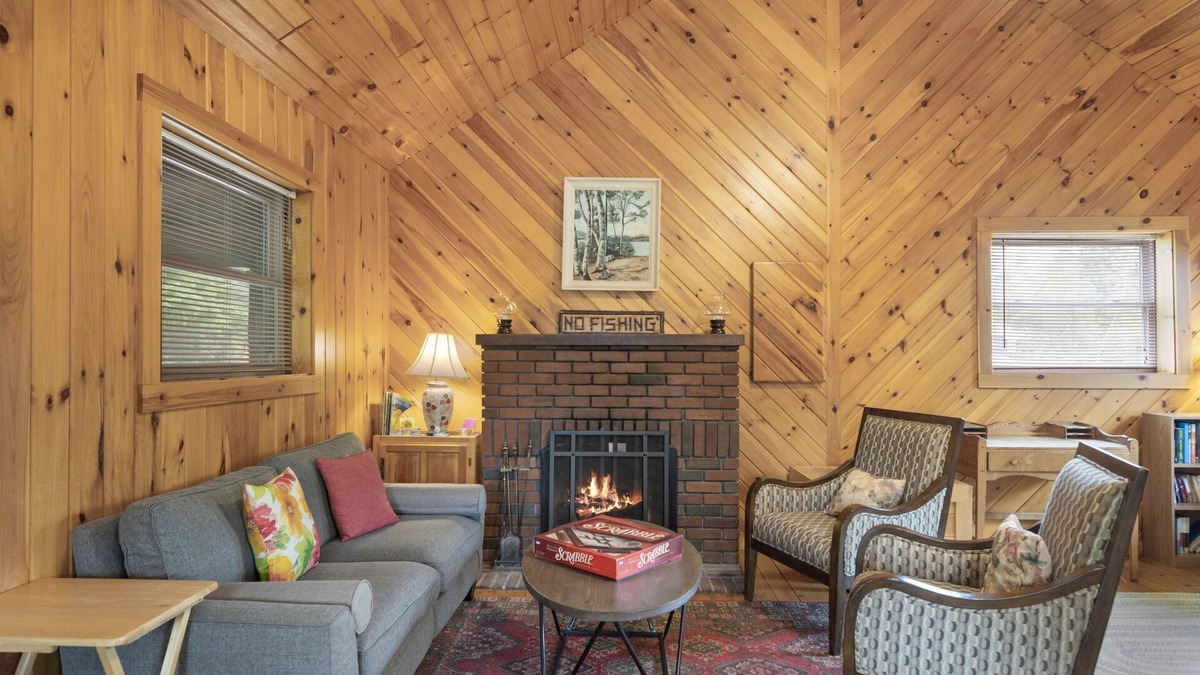 Severance House | Cozy one-bedroom year-round house with Fireplace-Pet Friendly!