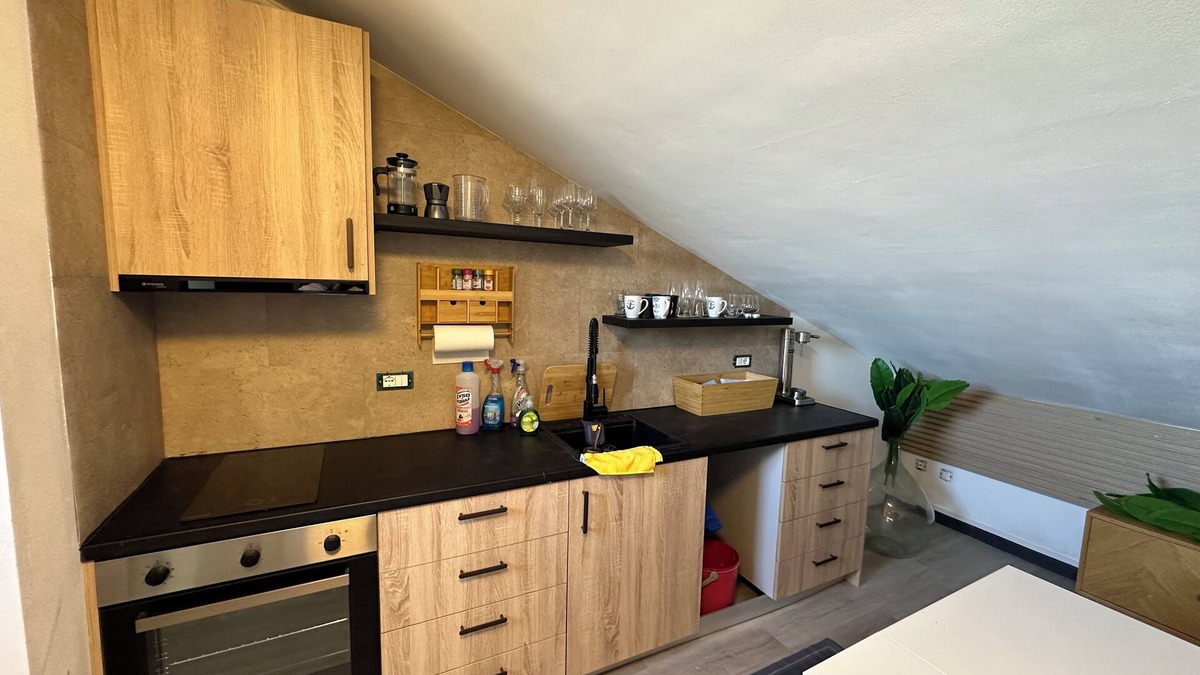 Dogliani Apartment | Cozy penthouse in Barolo area. Renovated 2024.New kitchen, bathroom, sofa/bed