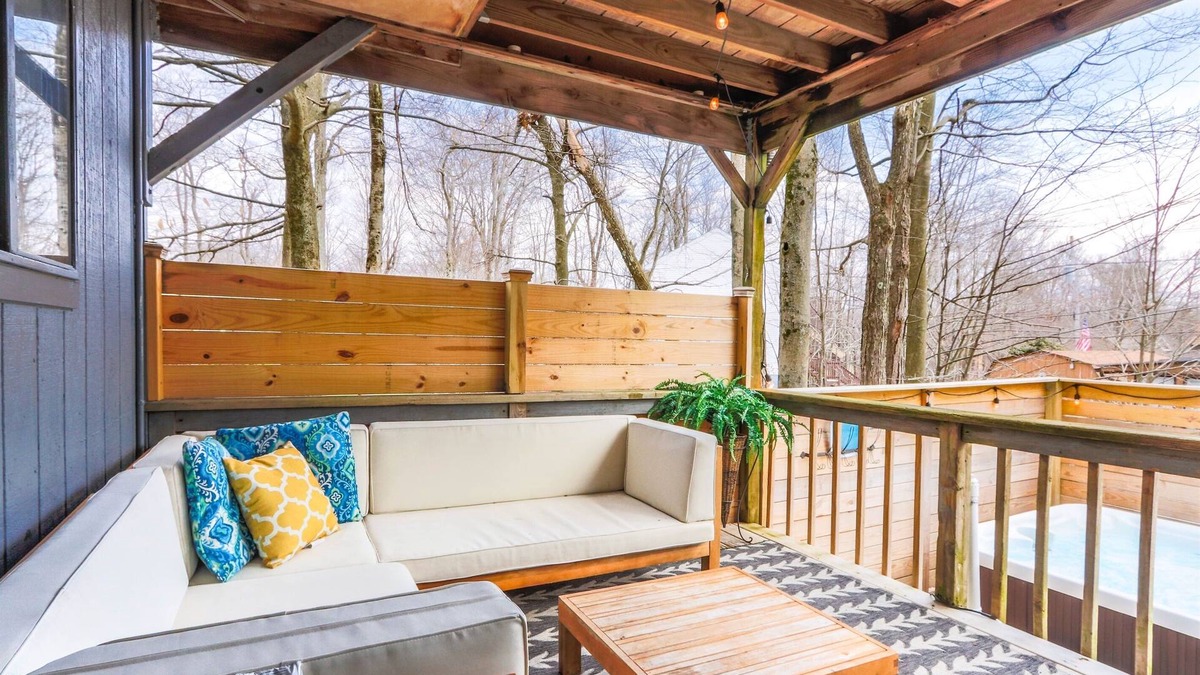 Tobyhanna House | Cozy Pocono Escape | Hot Tub | Outdoor Haven