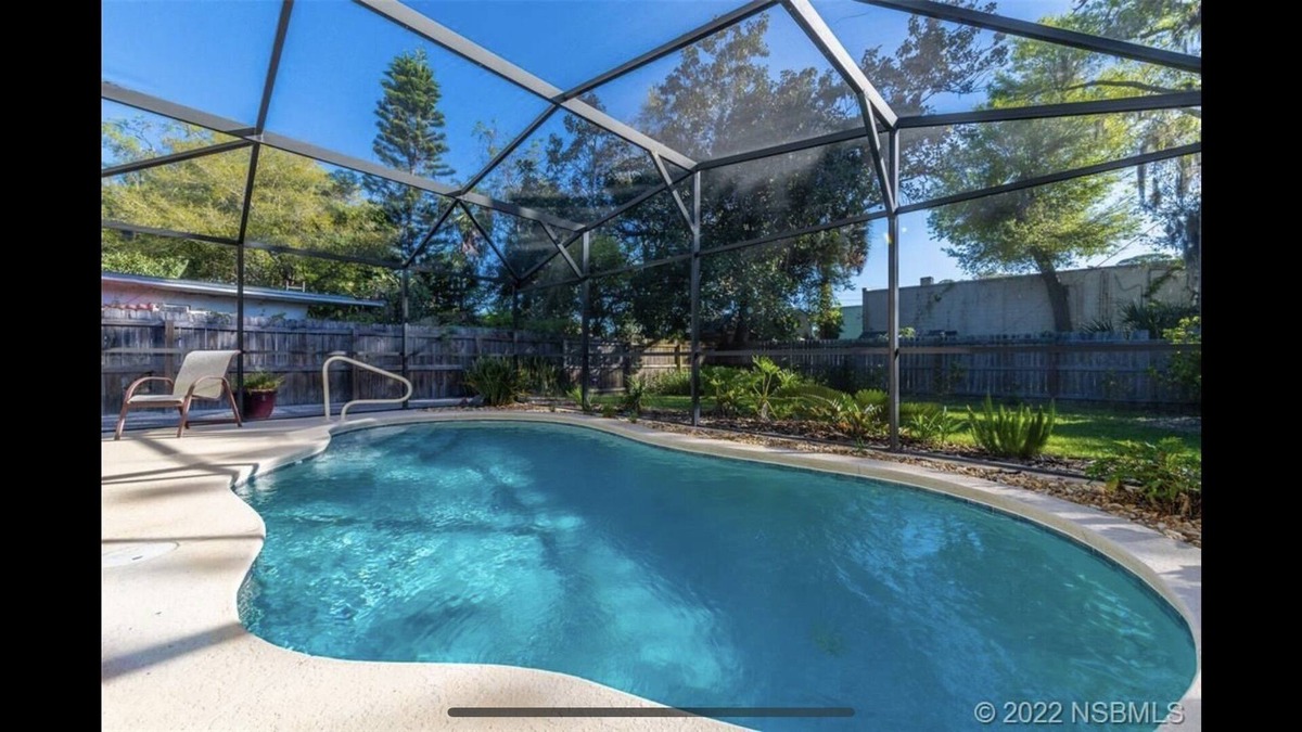 New Smyrna Beach House | Cozy Pool house in charming NSB just 7 minutes to beach!