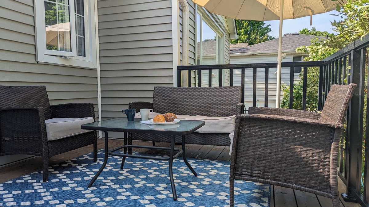 Port Elgin Cottage | Cozy Port Paradise - Minutes Walk from the Lake