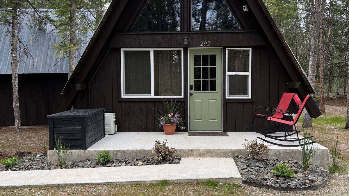 Priest River Cabin | Cozy Priest Lake Cabin