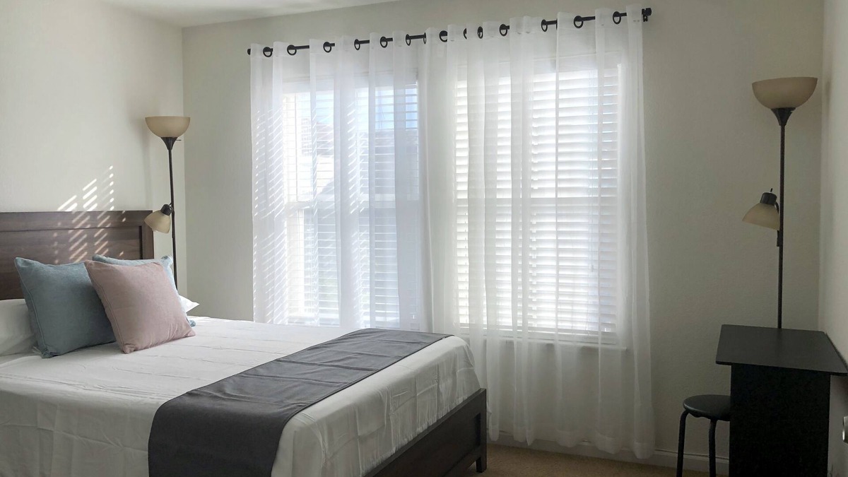 Woodland House | Cozy Private Bedroom