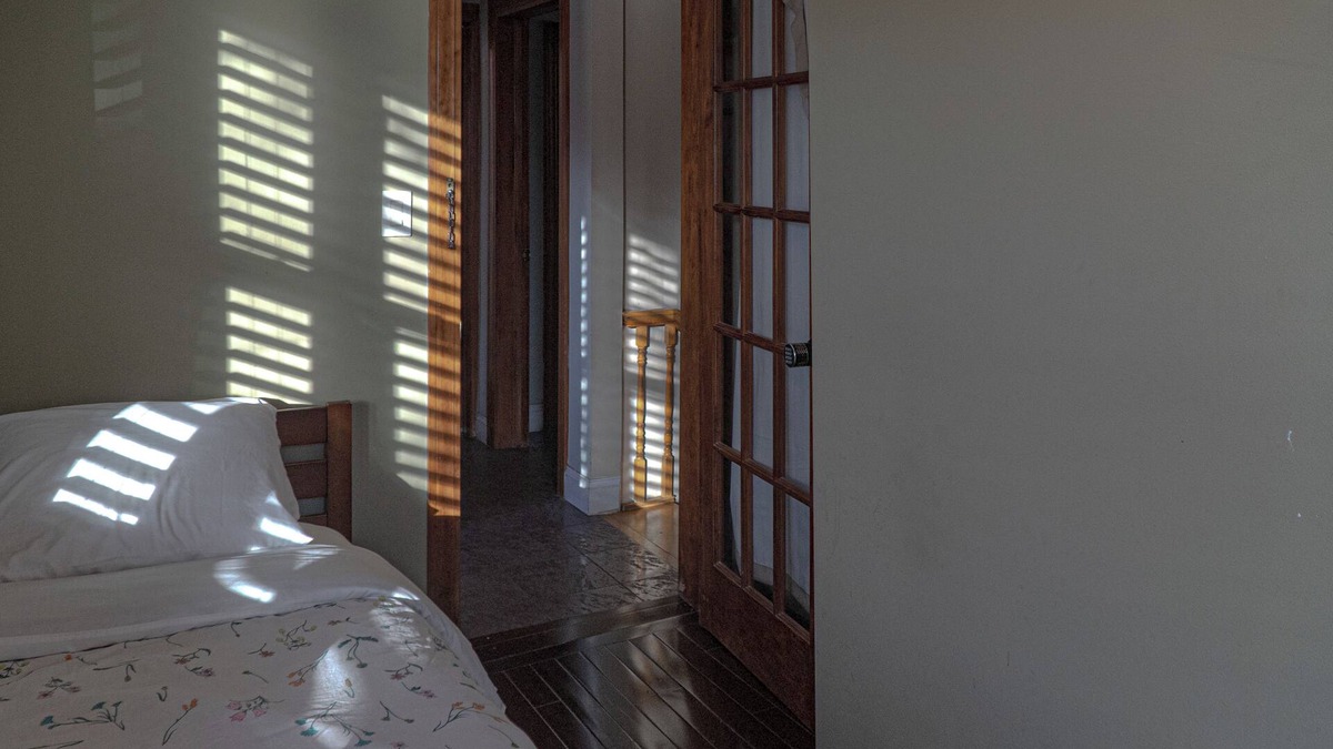 Murray Hill House | Cozy private room in Bayside walk to LIRR