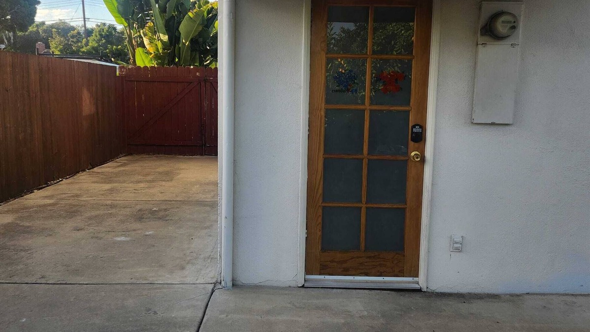 Goleta Bed & Breakfast | Cozy & Private Room in Goleta