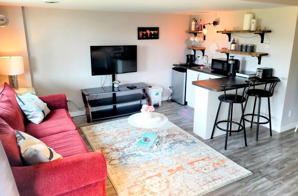 Fort Gary House | Cozy Private Suite