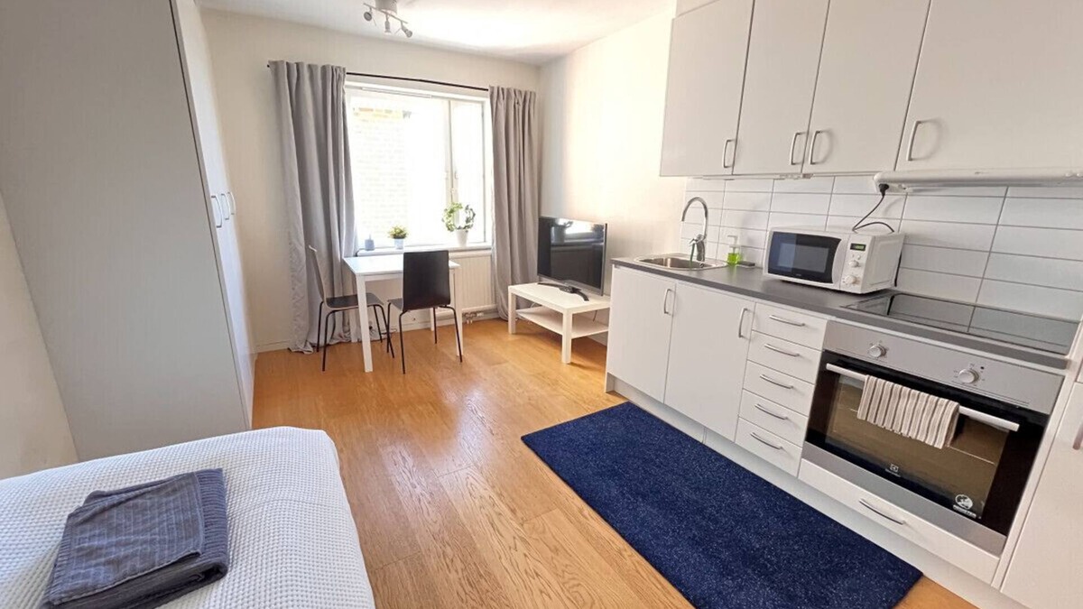 Lidingo Apartment | Cozy quaint flat for field