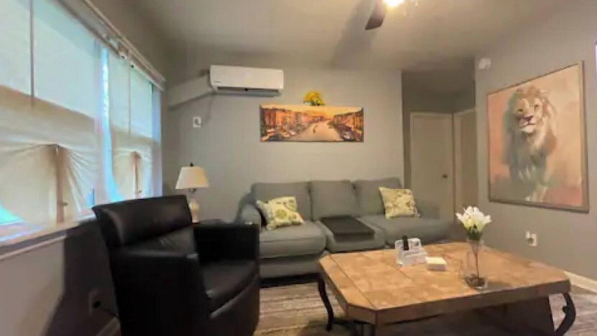 Oak Hill House | Cozy Quiet 2 Queen Bds 💎 West Jax (Pet Friendly)