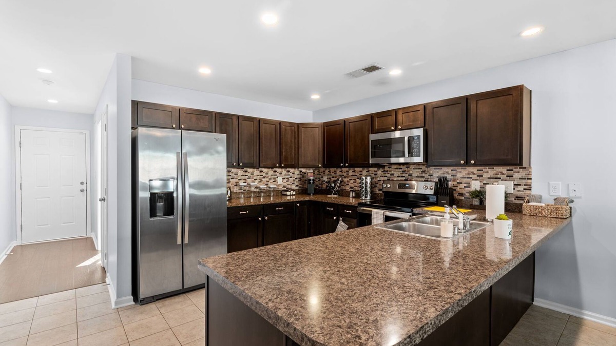 Masterson Station House | Cozy & Quiet 3/2 near Downtown Lexington 15 minutes to horse park!