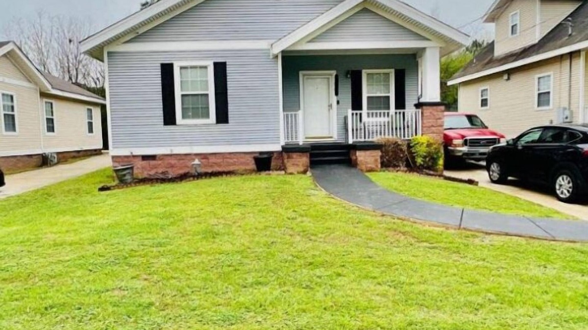 Birmingham House | Cozy, quiet and near all hospitals Ex. UAB, VA, St. Vincents, Brookwood,Children