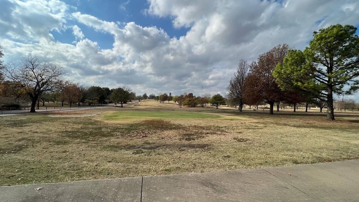 Nowata House | Cozy & quiet home-20 min from Bartlesville!