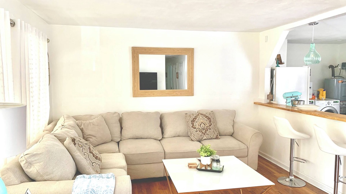 Northwest House | Cozy Ranch Home, Centrally Located near Chicks Beach!