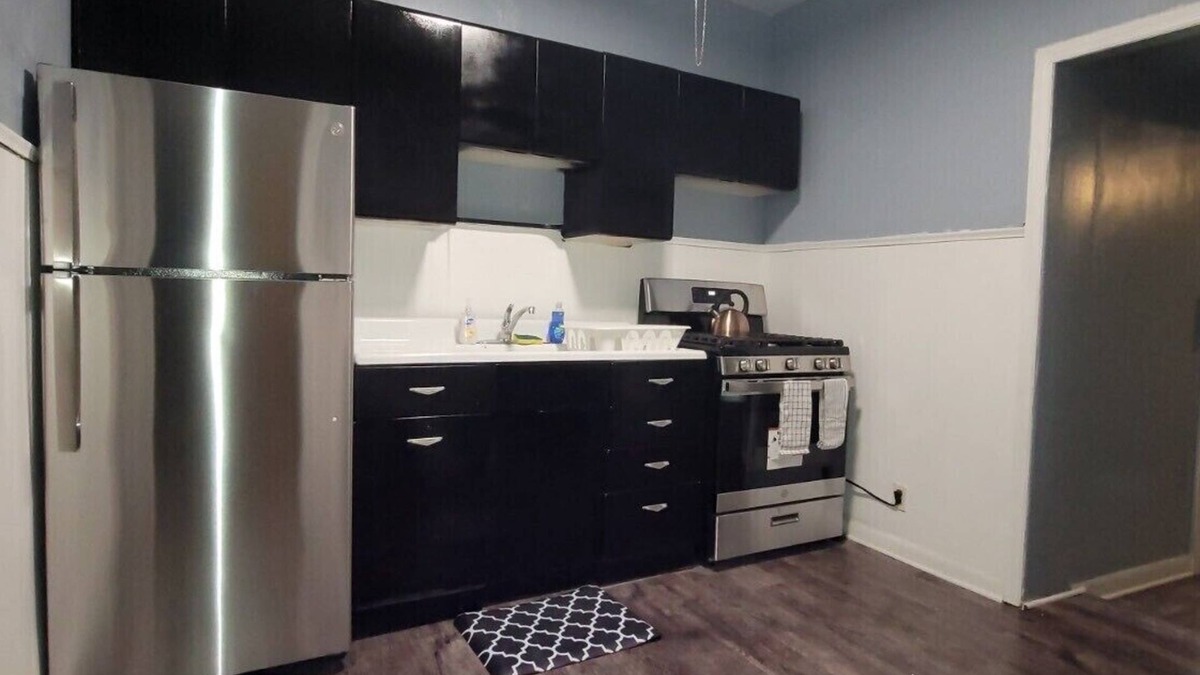 Upper Darby Apartment | Cozy recently updated 1 BR Gem apartment, with easy access to public transit!